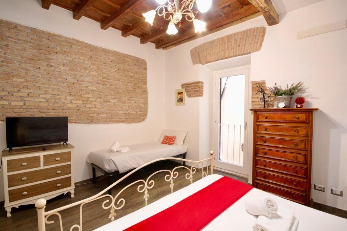 Hc - In The Heart Of Campo De' Fiori Apartment Roma Ngoại thất bức ảnh